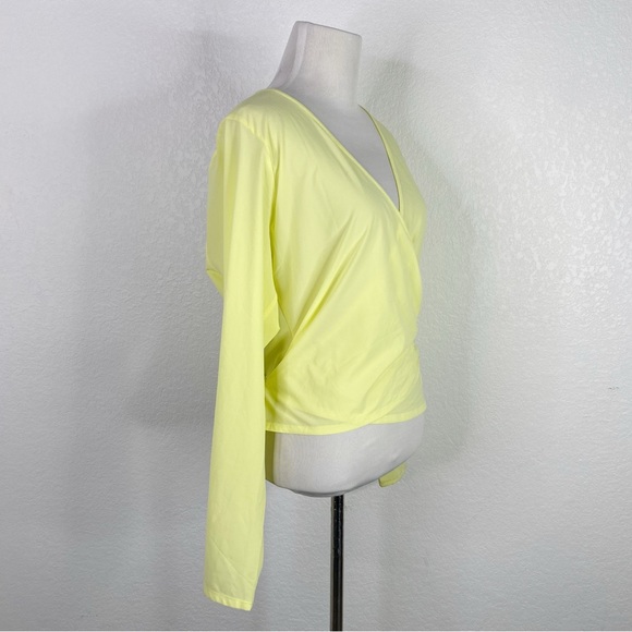 Outdoor Voices Lemon Lime Yellow Tissue Weave Wrap Top - Picture 5 of 10